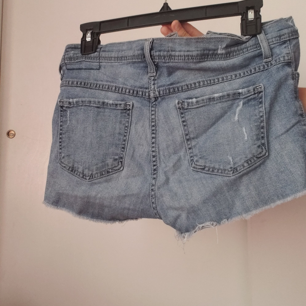 flying monkey Mid Rise Shorts - Picture 2 of 3